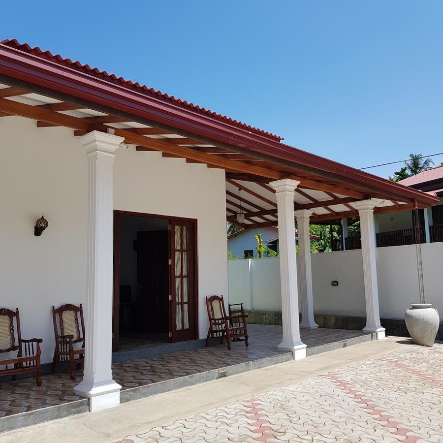 Sithi Villa Hikkaduwa Exterior photo