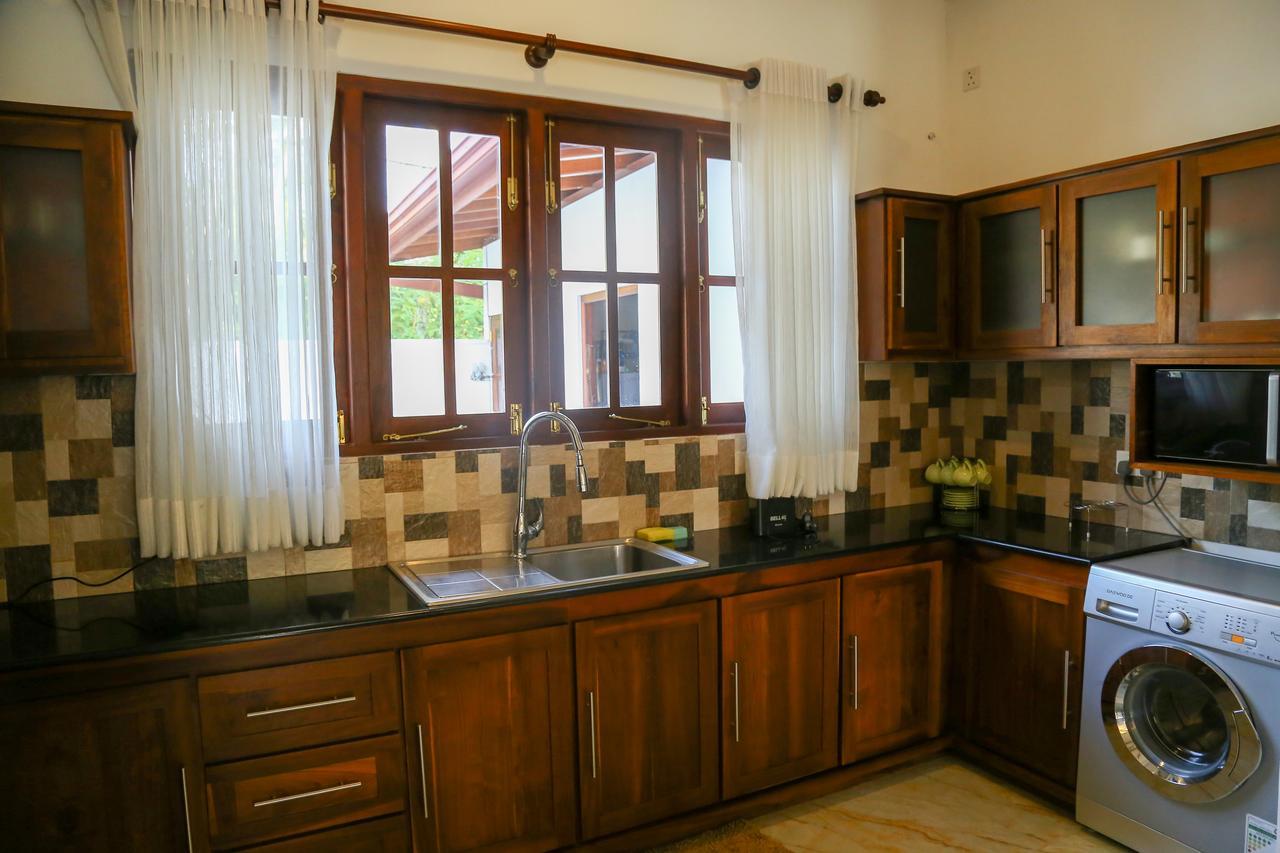 Sithi Villa Hikkaduwa Exterior photo